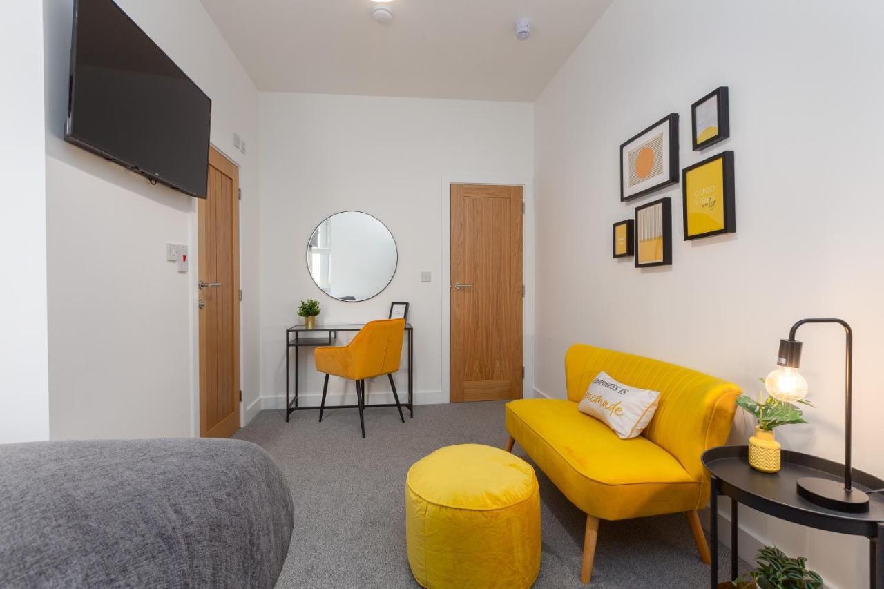 Charles Alexander Short Stay - Charnley House Apartments Blackpool Exterior photo