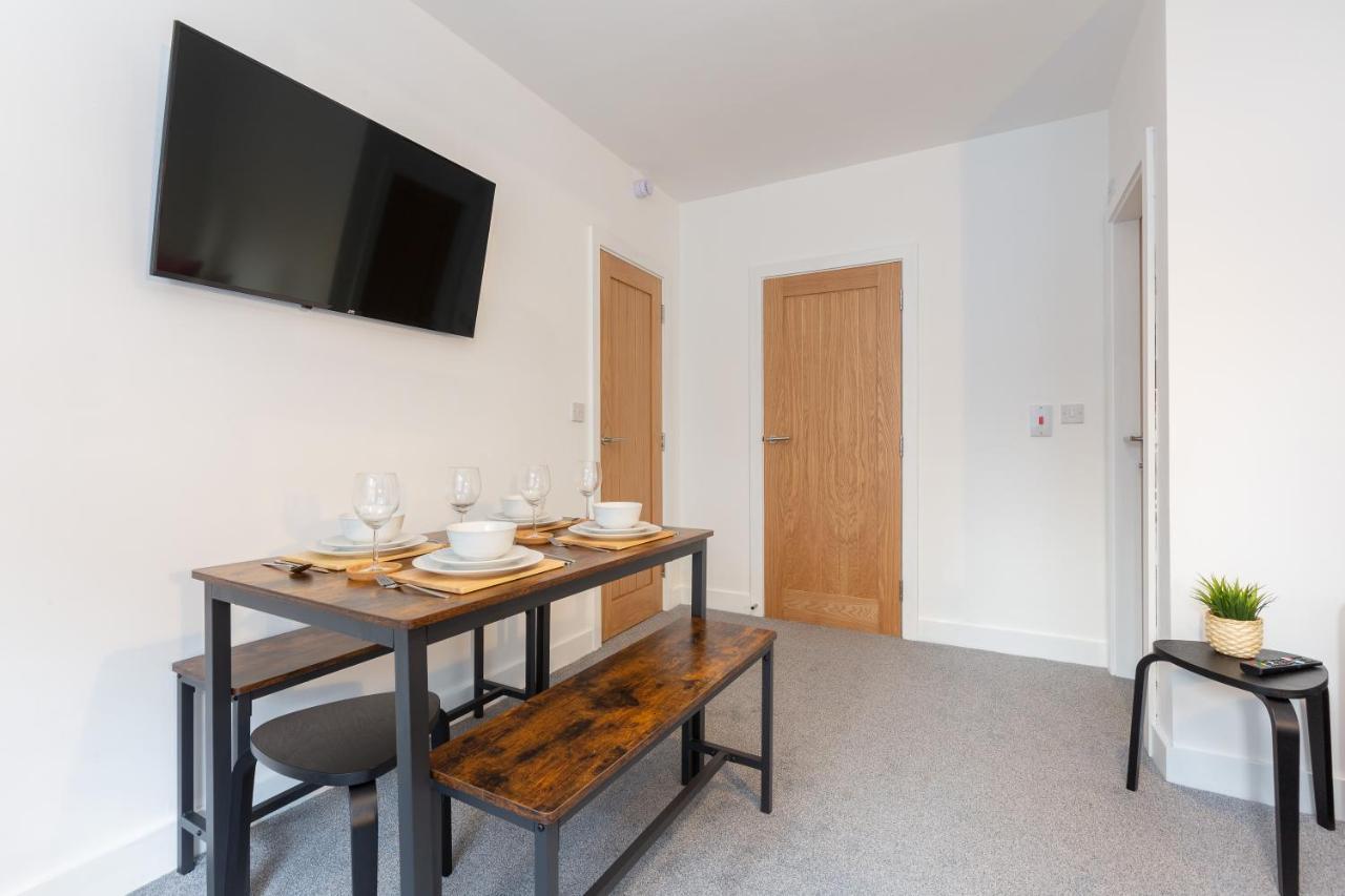 Charles Alexander Short Stay - Charnley House Apartments Blackpool Exterior photo